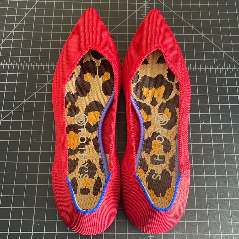 Rothy's  The Point Red with Leopard Insoles Size 8.5 (no packaging included)